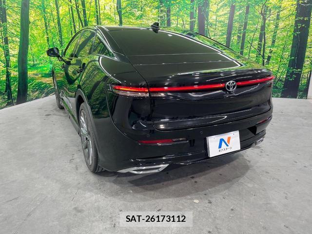 Toyota Crown Crossover 2023-03 8220549-13
