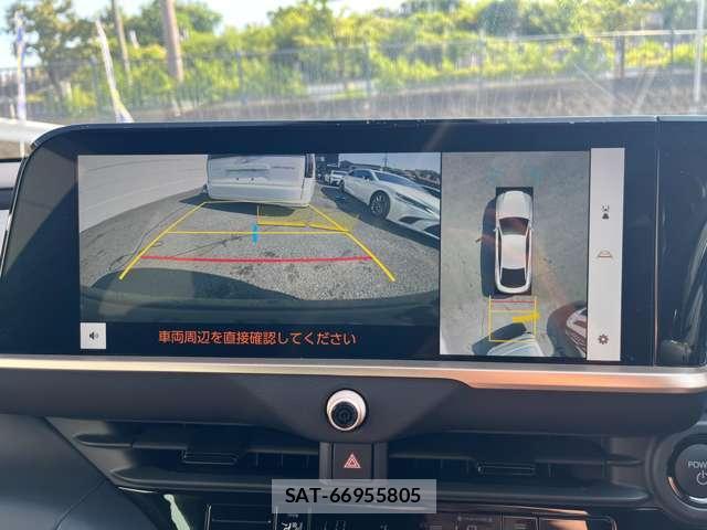 Toyota Crown Crossover 2023-06 8220651-2