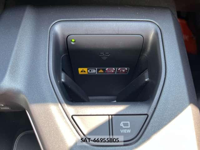 Toyota Crown Crossover 2023-06 8220651-5