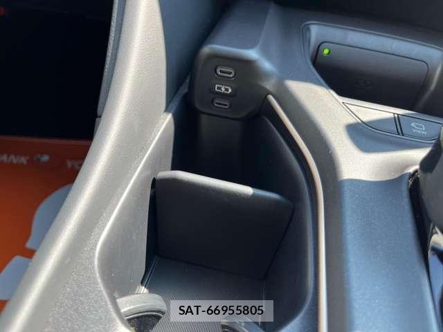 Toyota Crown Crossover 2023-06 8220651-6