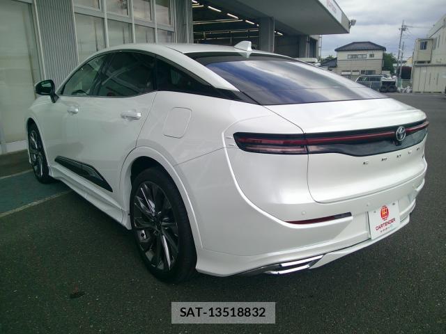 Toyota Crown Crossover 2023-05 8221661-2