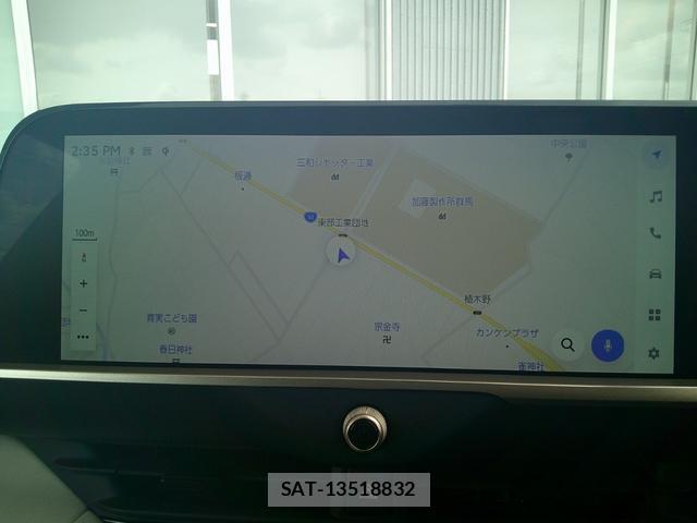 Toyota Crown Crossover 2023-05 8221661-4