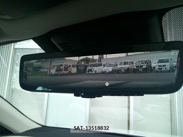 Toyota Crown Crossover 2023-05 8221661-7