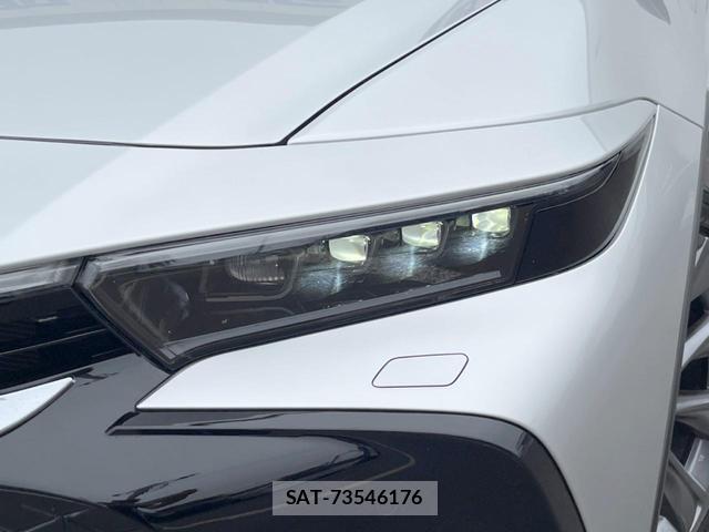 Toyota Crown Crossover 2023-08 8223085-12
