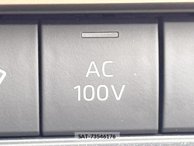 Toyota Crown Crossover 2023-08 8223085-6