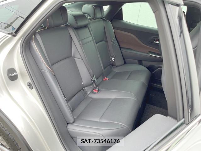 Toyota Crown Crossover 2023-08 8223085-9