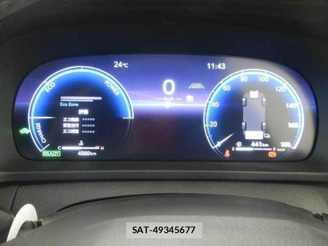 Toyota Crown Crossover 2023-05 8223932-13