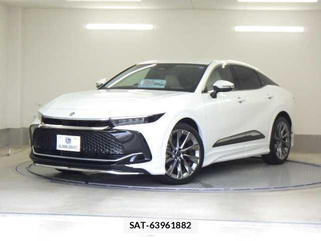 Toyota Crown Crossover 2023-03 8223933-0