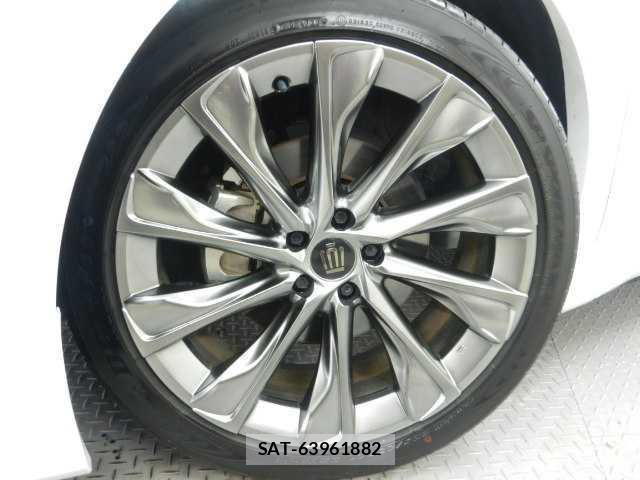 Toyota Crown Crossover 2023-03 8223933-15
