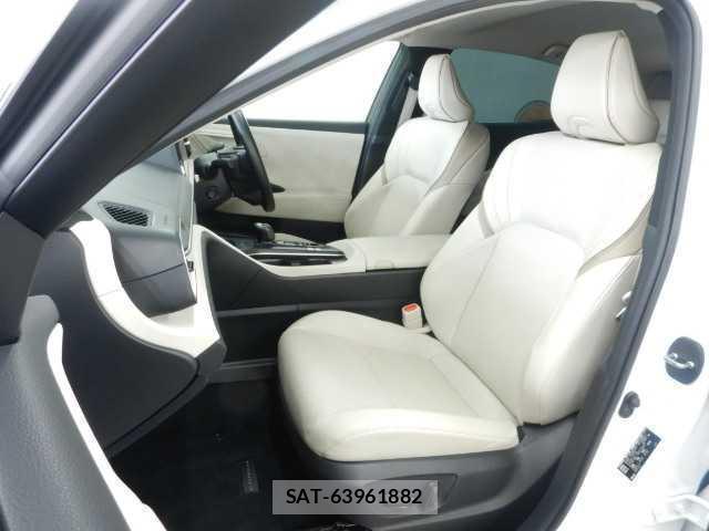 Toyota Crown Crossover 2023-03 8223933-16