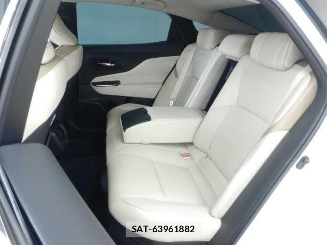 Toyota Crown Crossover 2023-03 8223933-17