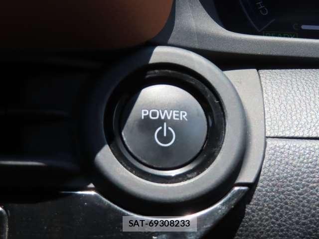 Toyota Crown Crossover 2022-11 8224301-19