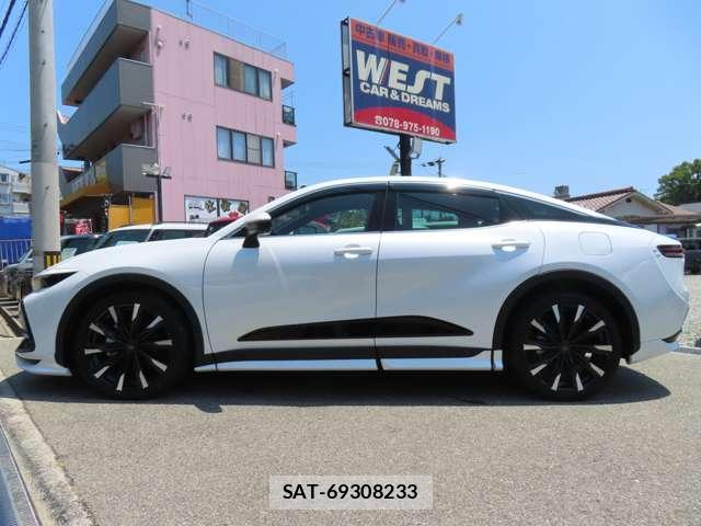 Toyota Crown Crossover 2022-11 8224301-7