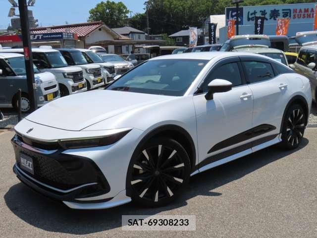 Toyota Crown Crossover 2022-11 8224301-9