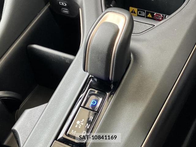 Toyota Crown Crossover 2024-03 8225330-17