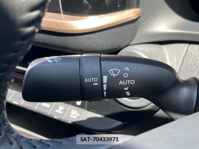 Toyota Crown Crossover 2023-04 8225422-16