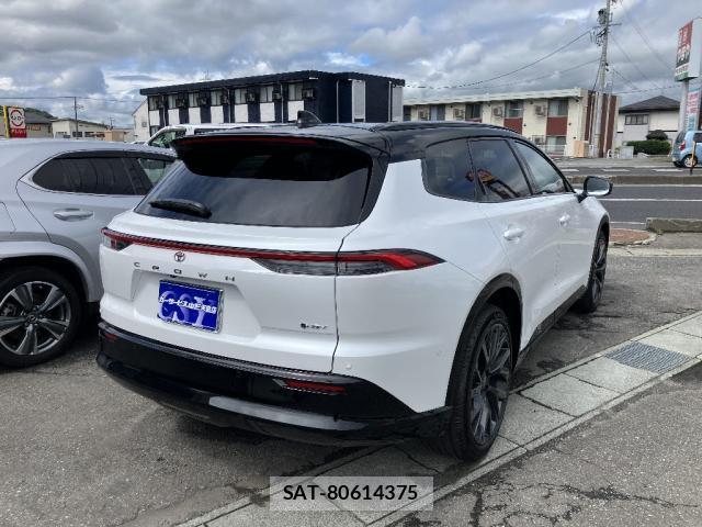 Toyota CROWN ESTATE 2025-06 8220466-1
