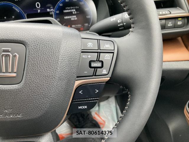 Toyota CROWN ESTATE 2025-06 8220466-15
