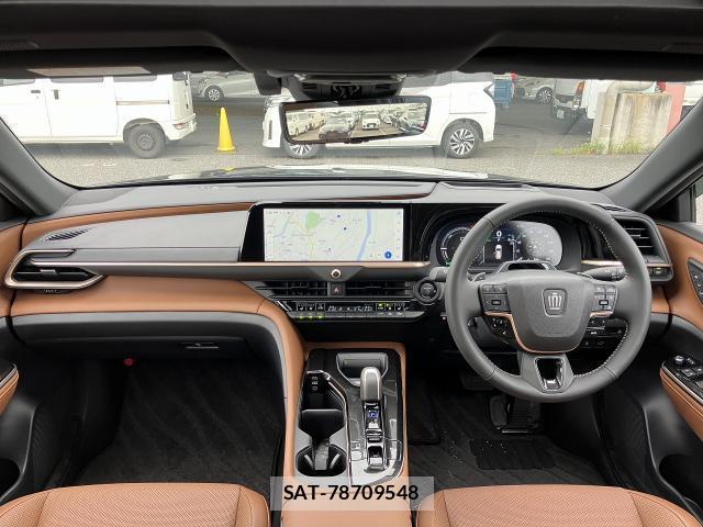 Toyota CROWN ESTATE 2025-08 8224060-2