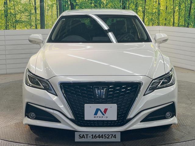 Toyota CROWN HYBRID 2019-03 8216106-13