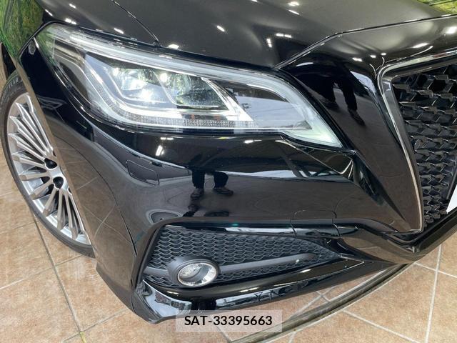 Toyota CROWN HYBRID 2021-06 8217098-11