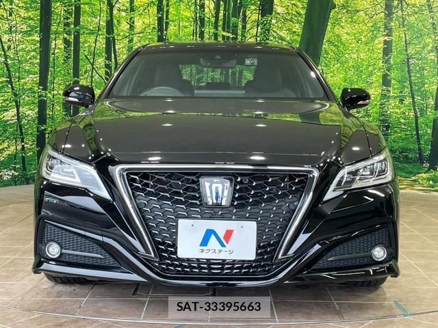Toyota CROWN HYBRID 2021-06 8217098-13