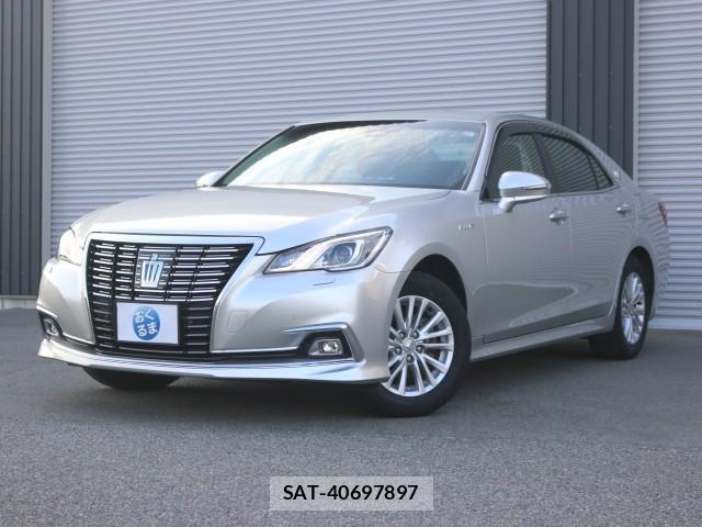 Toyota CROWN HYBRID 2017-05 8217273-12