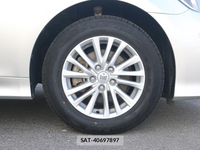 Toyota CROWN HYBRID 2017-05 8217273-8