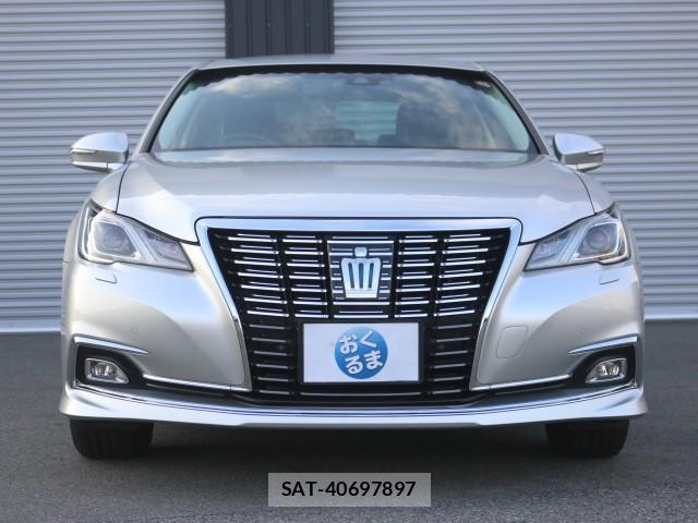 Toyota CROWN HYBRID 2017-05 8217273-9