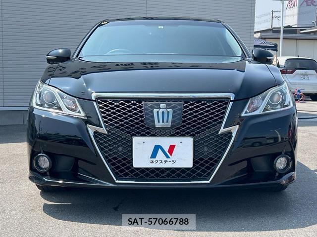 Toyota CROWN HYBRID 2013-08 8219357-13