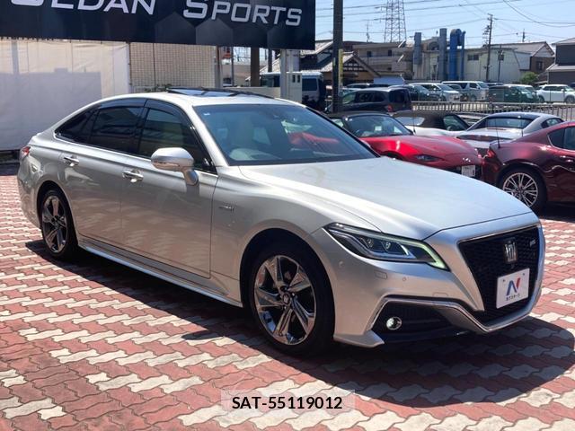 Toyota CROWN HYBRID 2018-06 8219490-15