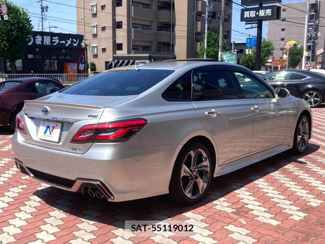 Toyota CROWN HYBRID 2018-06 8219490-16