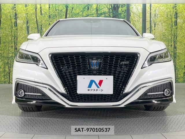 Toyota CROWN HYBRID 2018-10 8220085-13