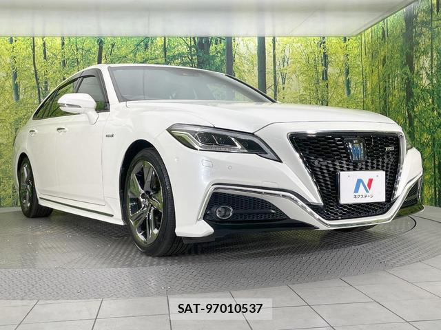 Toyota CROWN HYBRID 2018-10 8220085-15