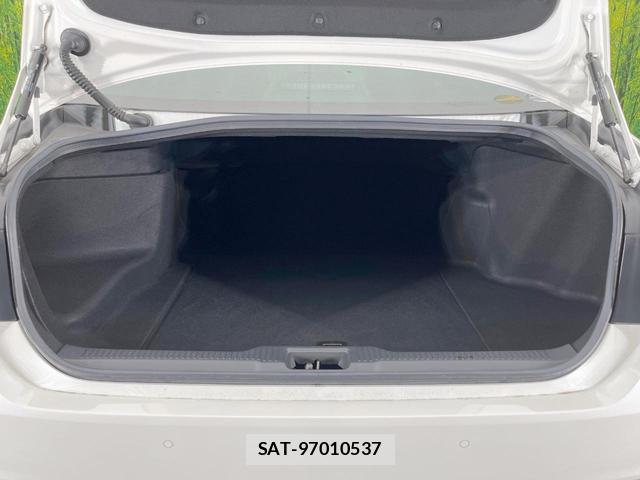 Toyota CROWN HYBRID 2018-10 8220085-9