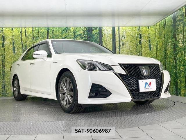 Toyota CROWN HYBRID 2018-04 8220093-15