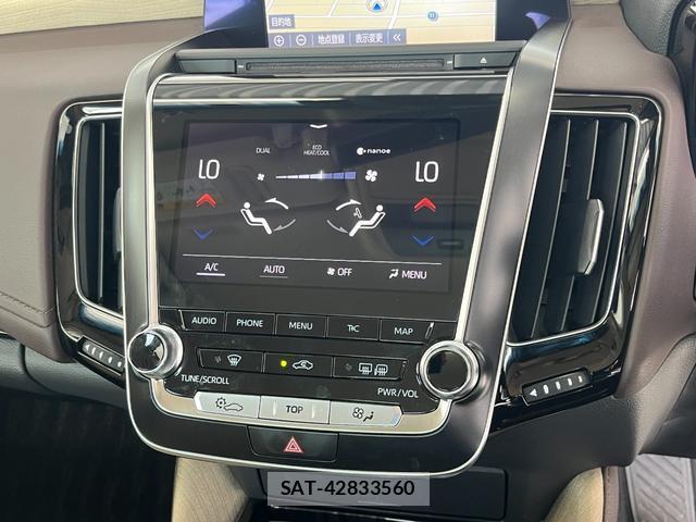 Toyota CROWN HYBRID 2019-03 8220492-14
