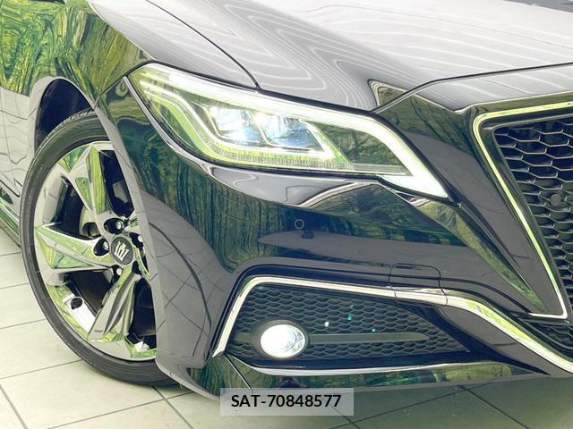 Toyota CROWN HYBRID 2020-09 8221232-10