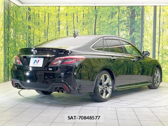 Toyota CROWN HYBRID 2020-09 8221232-14