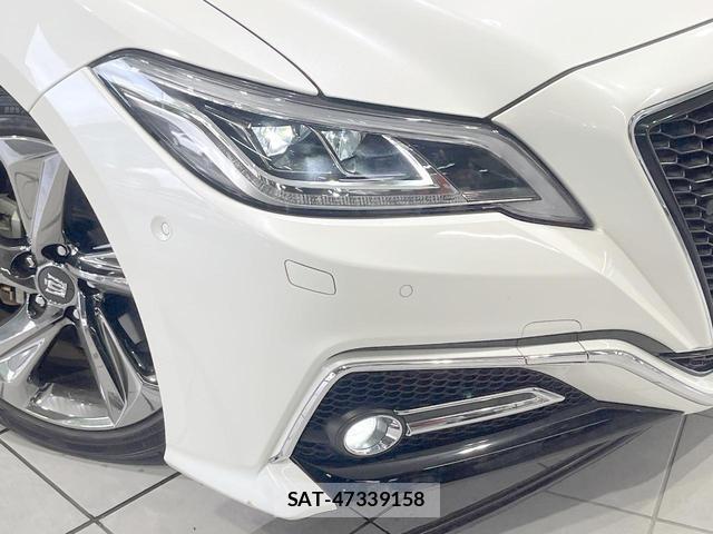 Toyota CROWN HYBRID 2019-03 8221843-10