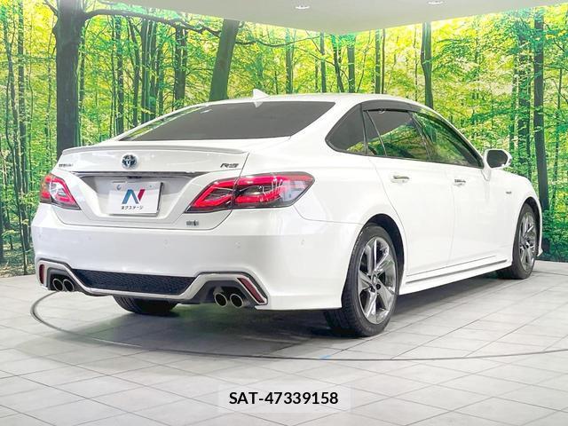 Toyota CROWN HYBRID 2019-03 8221843-16