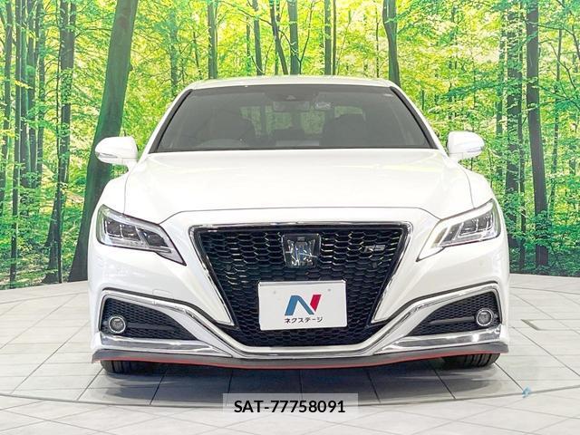 Toyota CROWN HYBRID 2018-08 8221847-13