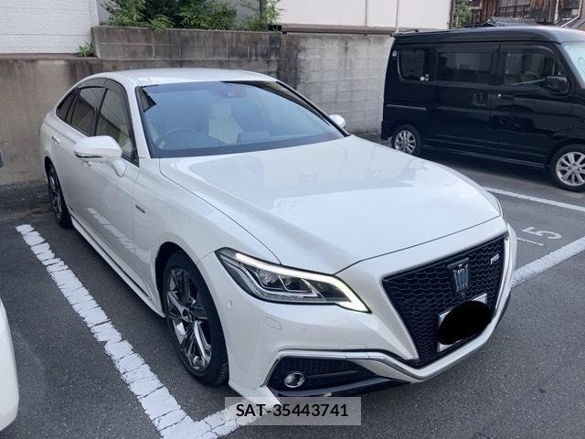 Toyota CROWN HYBRID 2019-03 8222052-0