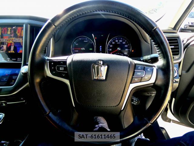 Toyota CROWN HYBRID 2013-09 8222148-6