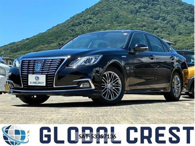 Toyota CROWN HYBRID 2017-06 8222595-0