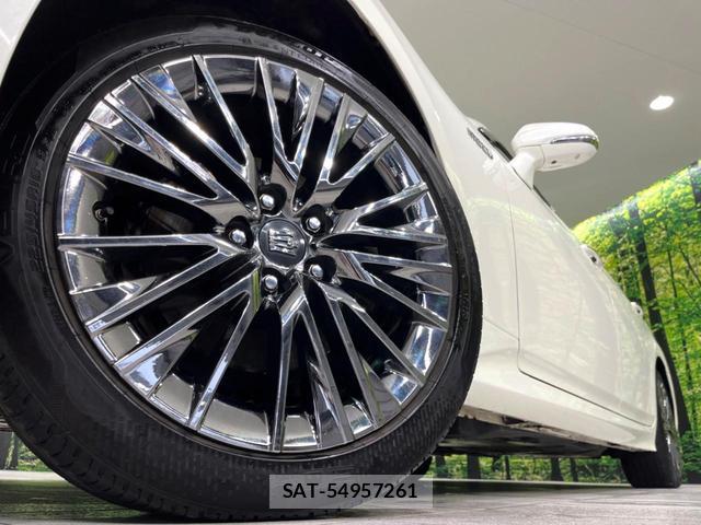 Toyota CROWN HYBRID 2018-09 8222597-13
