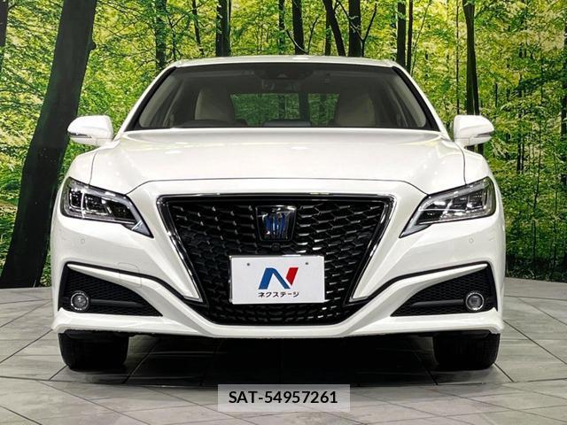 Toyota CROWN HYBRID 2018-09 8222597-14