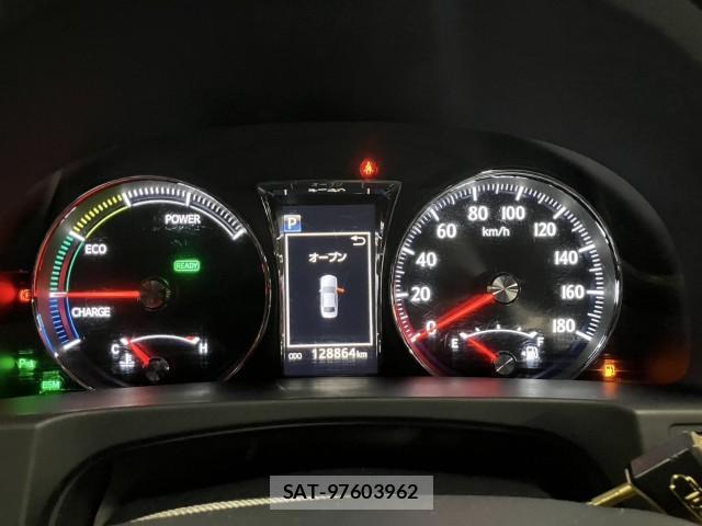 Toyota CROWN HYBRID 2017-01 8222796-7