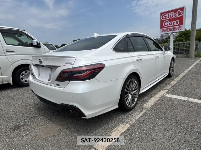 Toyota CROWN HYBRID 2021-07 8222811-10