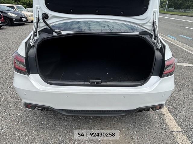 Toyota CROWN HYBRID 2021-07 8222811-15